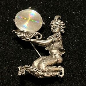 Vintage JEWELARAMA GENIE HOLOGRAPHIC Silver Tone Brooch Pin 60s Mid Century